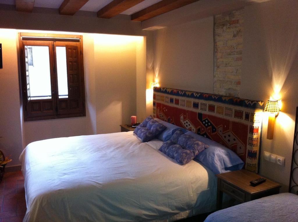 Hotel El Cerco Puente La Reina Room photo