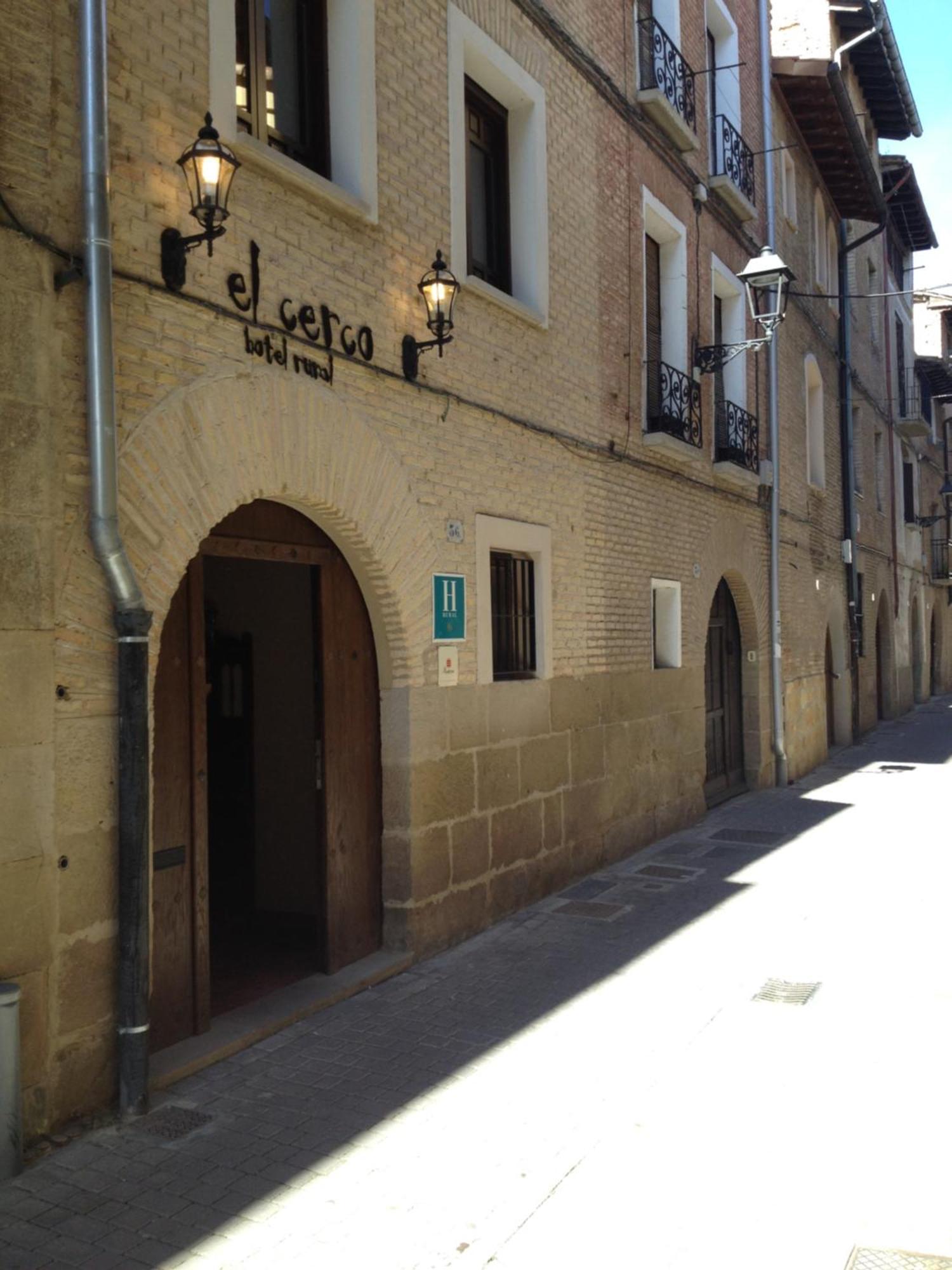Hotel El Cerco Puente La Reina Exterior photo